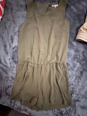 Jennifer Lopez Olive Sleeveless Skort Romper with Zip Pockets